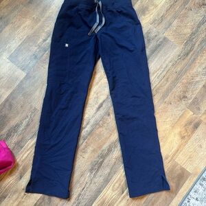 Figs kade cargo Women's Navy Pants
